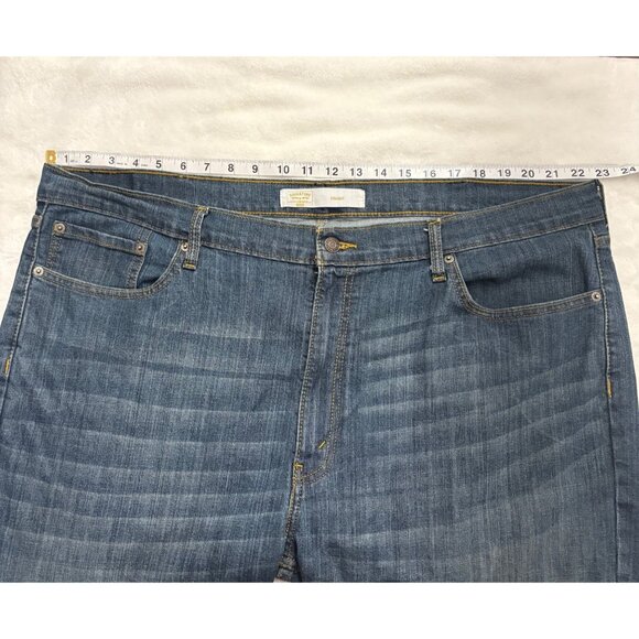 Mens Signature Levi Strauss GoldLabel Straight Fit Jeans 44x30 Medium Wash Denim - Picture 7 of 9
